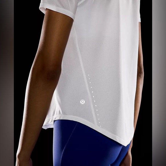 NWT Lululemon High Neck Run and Train Tee - Picture 5 of 5